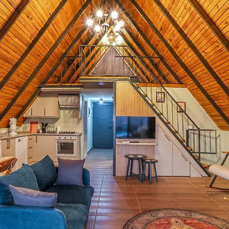 Ilgin Panoramic Mountain & Sea Views, Secluded Retreat Villa *
