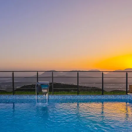 Ilgin Panoramic Mountain & Sea Views, Secluded Retreat Villa