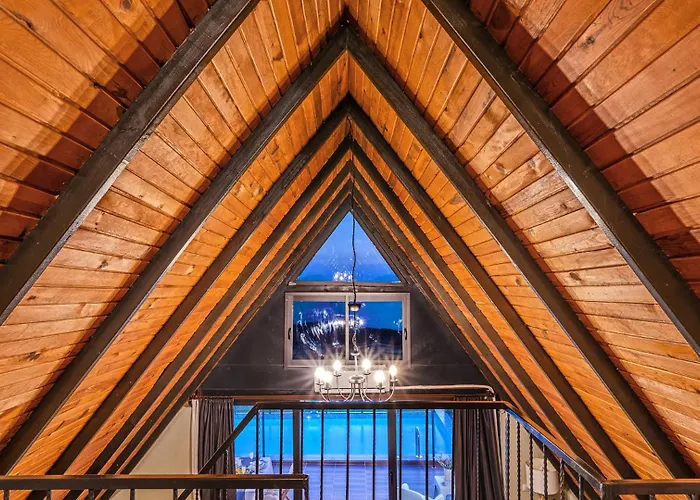 Ilgin Panoramic Mountain & Sea Views, Secluded Retreat Villa *