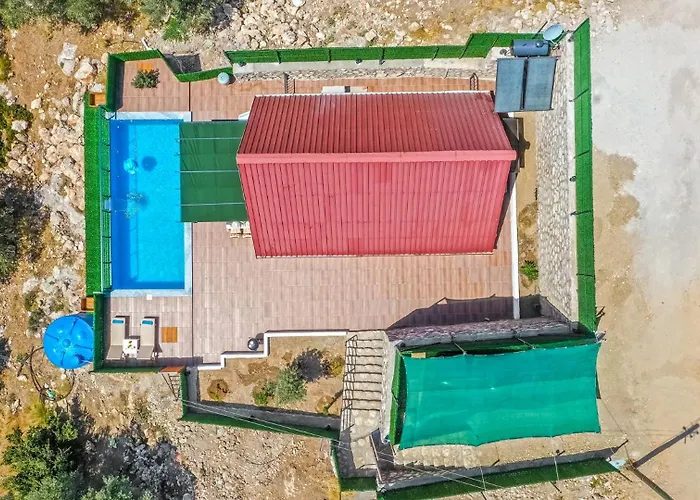 Ilgin Panoramic Mountain & Sea Views, Secluded Retreat *