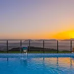 Ilgin Panoramic Mountain & Sea Views, Secluded Retreat Villa