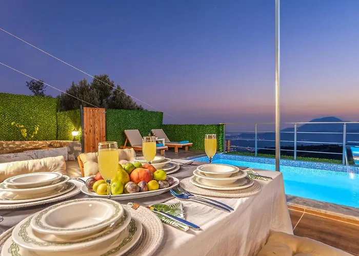 فيلة Ilgin Panoramic Mountain & Sea Views, Secluded Retreat *