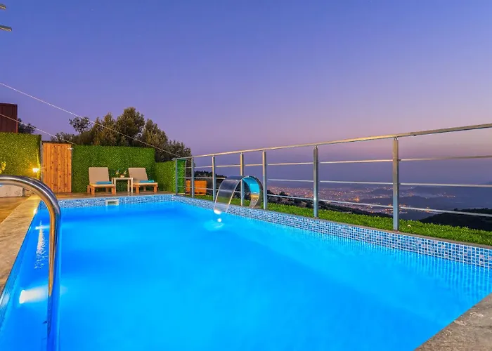 Ilgin Panoramic Mountain & Sea Views, Secluded Retreat *