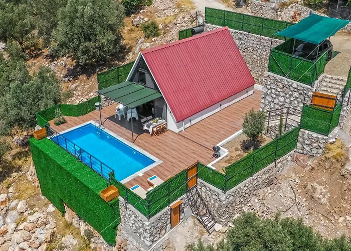 فيلة Ilgin Panoramic Mountain & Sea Views, Secluded Retreat *